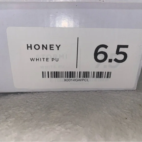 J Adams white Mary Jane heels - Picture 5 of 6